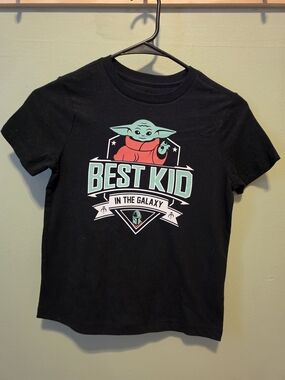 Old Navy Black 'Best Kid' Grogu Graphic Tee